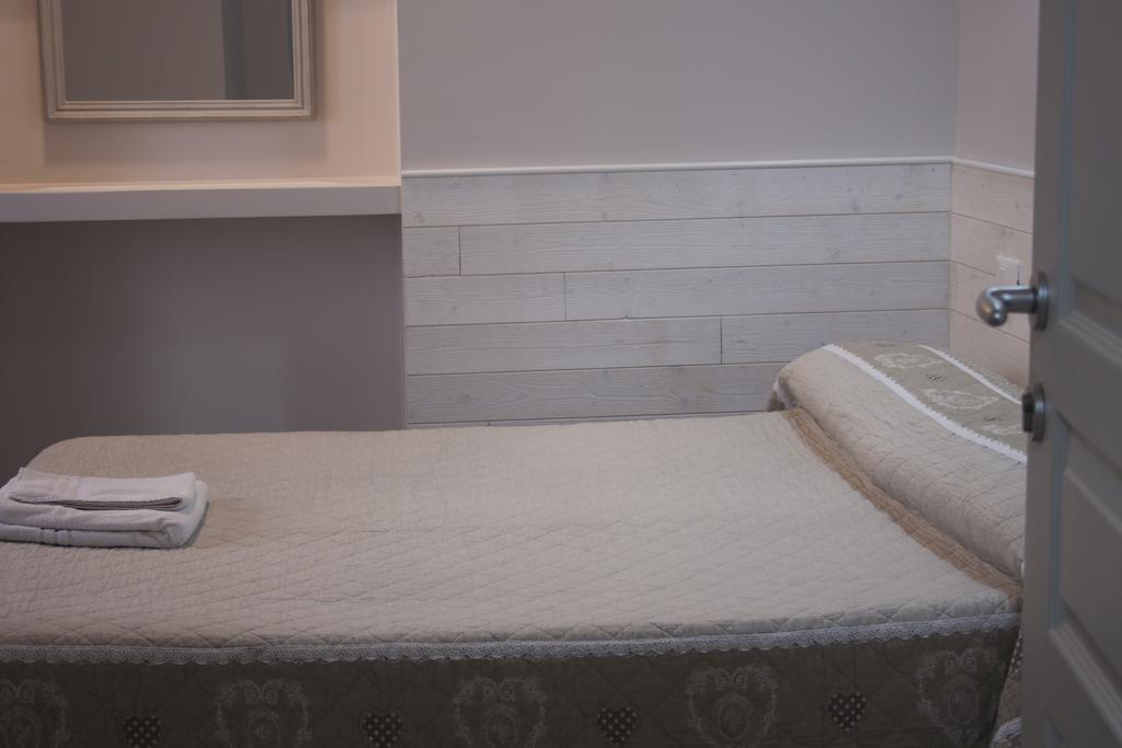 Clara Domus Hotel Рим Екстериор снимка