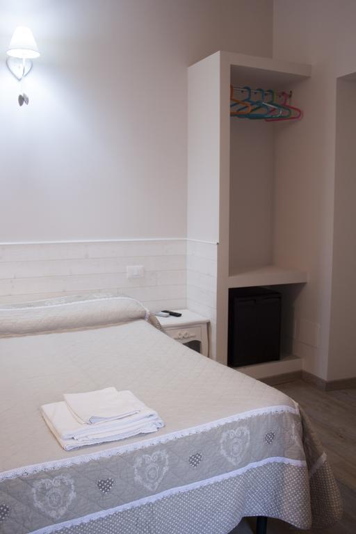 Clara Domus Hotel Рим Екстериор снимка