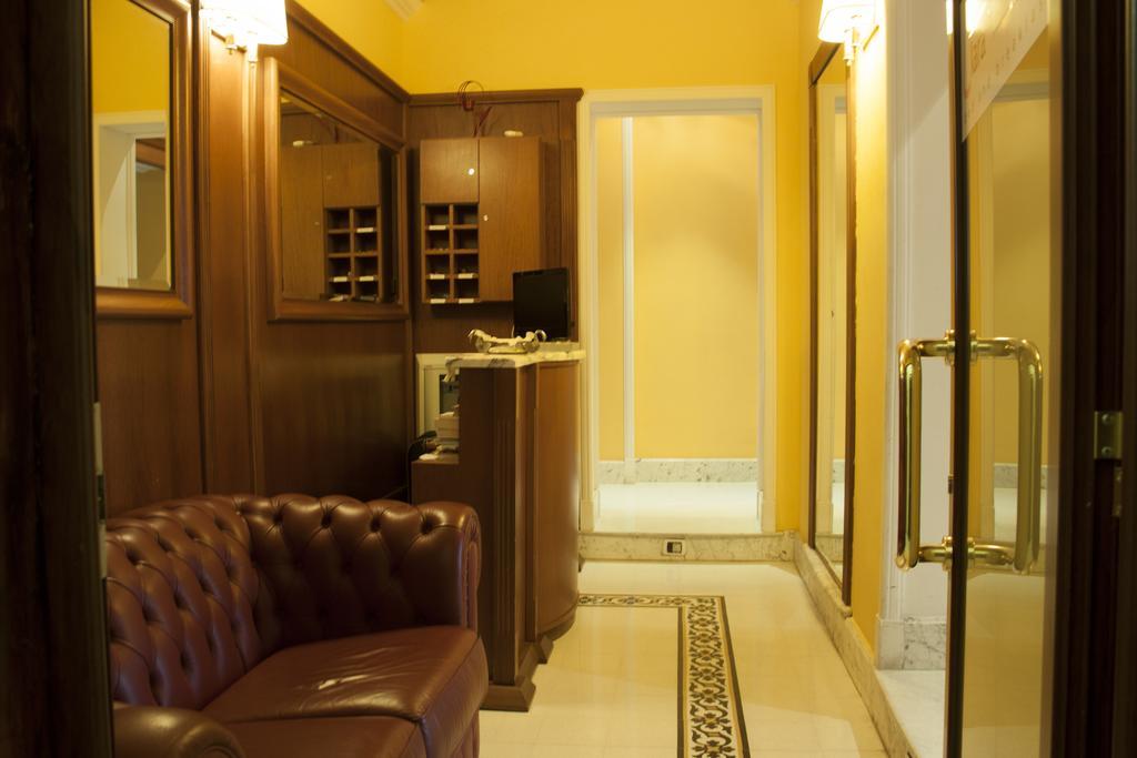 Clara Domus Hotel Рим Екстериор снимка